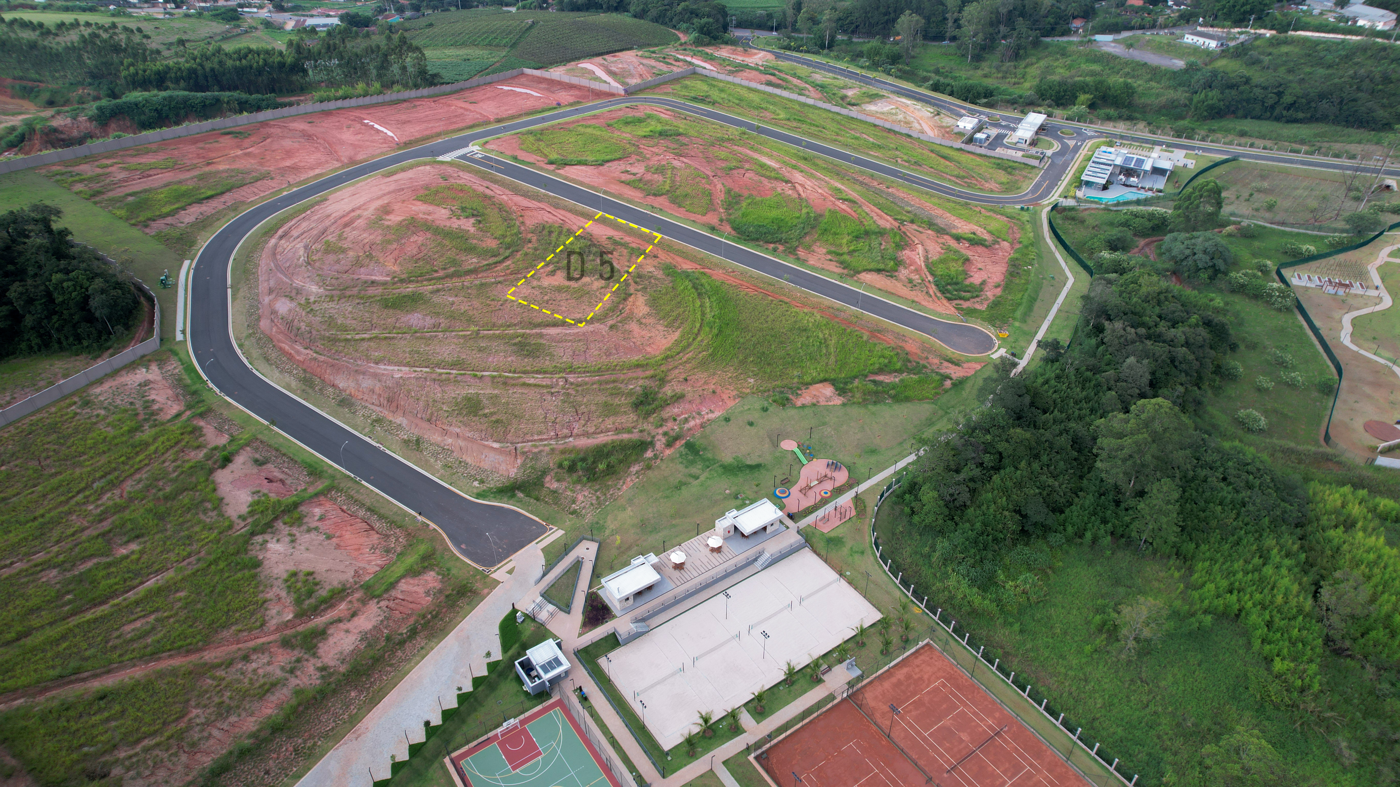 Terreno bem localizado